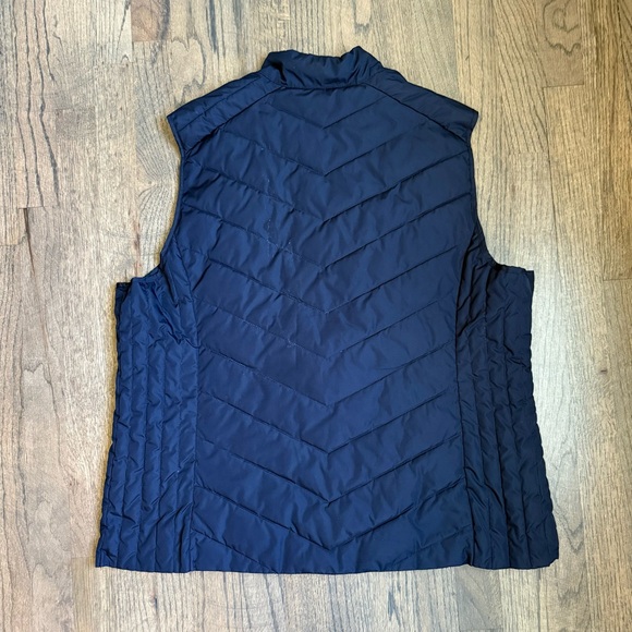 Talbots Navy Quilted Vest with Pink Accents - Picture 5 of 7